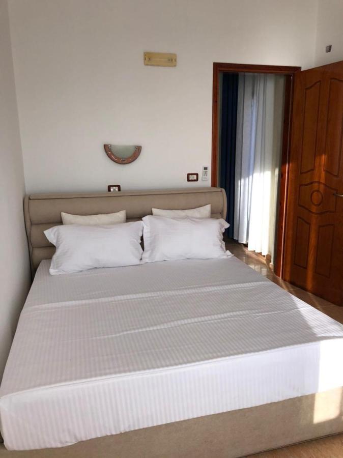 Kenza Apartments Sarandë Cameră foto